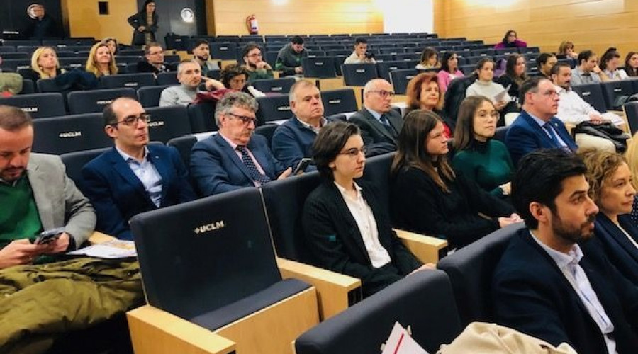 Lectura de la Constitución en Cuenca